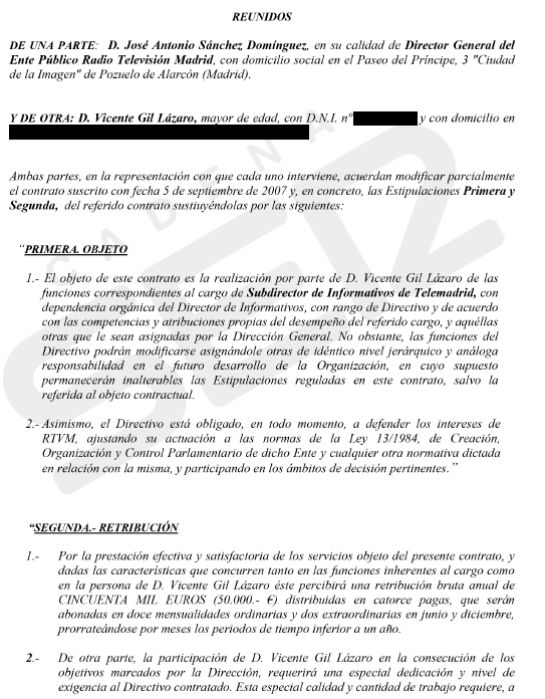 Contrato firmado entre el director general de Telemadrid, José Antonio Sánchez y el subdirector de informativos, Vicente Gil Contrato firmado entre el director general de Telemadrid, José Antonio Sánchez y el subdirector de informativos, Vicente Gil