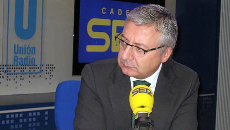 José Blanco, en los estudios de la SER José Blanco, en los estudios de la SER