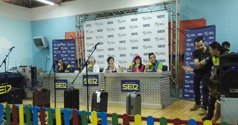 Demostración de detección de drogas por parte de la Unidad Canina de la Policía Nacional. Demostración de detección de drogas por parte de la Unidad Canina de la Policía Nacional.