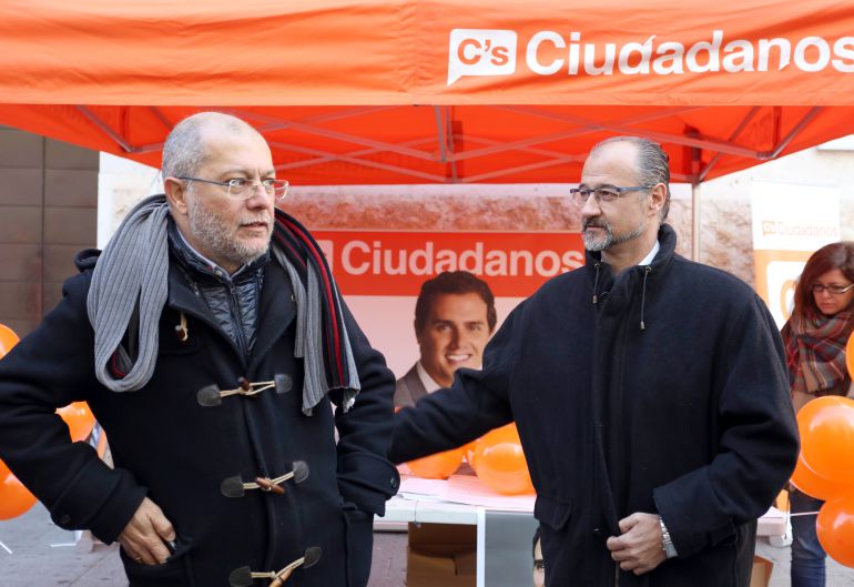 A la izquierda, Francisco Igea A la izquierda, Francisco Igea