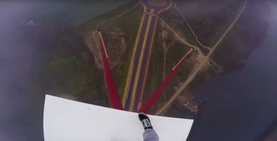 Graban en vídeo su escalada libre a los 190 m. del puente más alto de España Graban en vídeo su escalada libre a los 190 m. del puente más alto de España