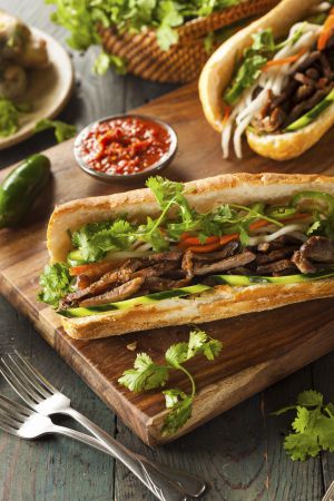 Sandwich de cerdo al estilo vietnamita Sandwich de cerdo al estilo vietnamita