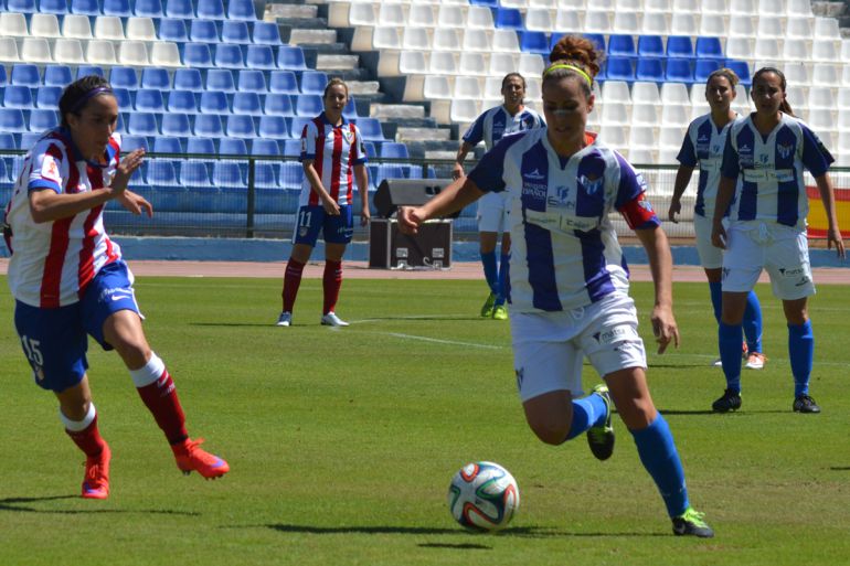 Fútbol Femenino: Patri Gavira habla sobre la polémica en torno al partido ante el Santa Teresa Fútbol Femenino: Patri Gavira habla sobre la polémica en torno al partido ante el Santa Teresa
