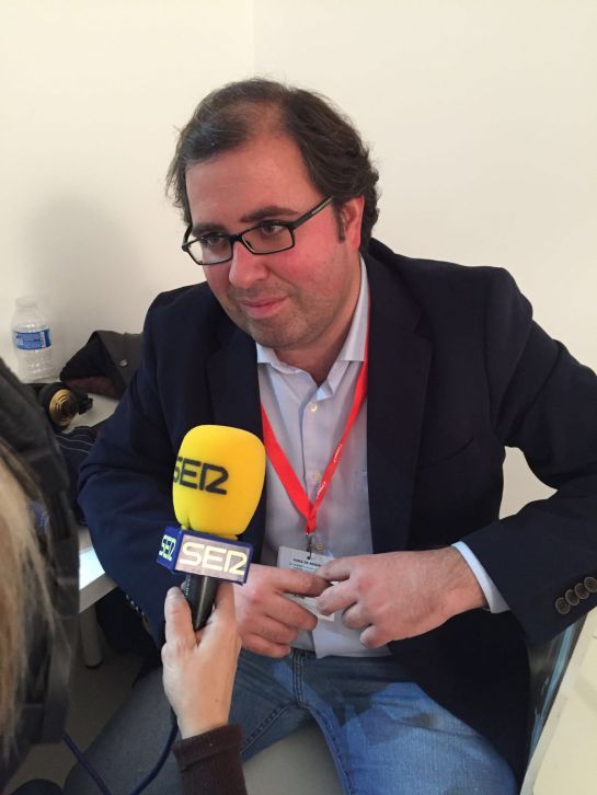 Alberto Casero en el set de la SER en Fitur Alberto Casero en el set de la SER en Fitur
