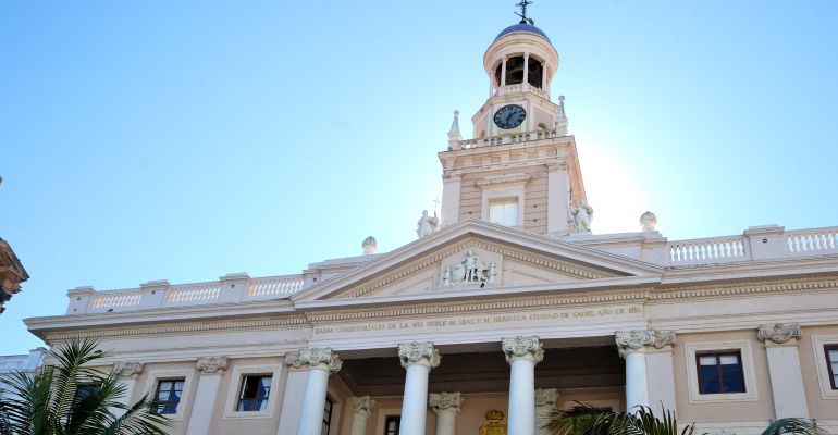 Fachada del Ayuntamiento de Cádiz Fachada del Ayuntamiento de Cádiz