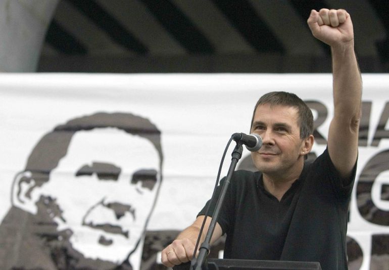 Arnaldo Otegi antes de su estrada en prisión (imagen de archivo) Arnaldo Otegi antes de su estrada en prisión (imagen de archivo)