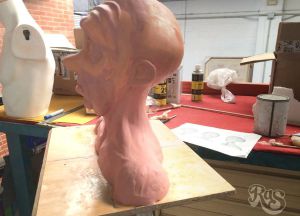 Imagen de la fabricación del muñeco Juan a Cargo de RAS Imagen de la fabricación del muñeco Juan a Cargo de RAS