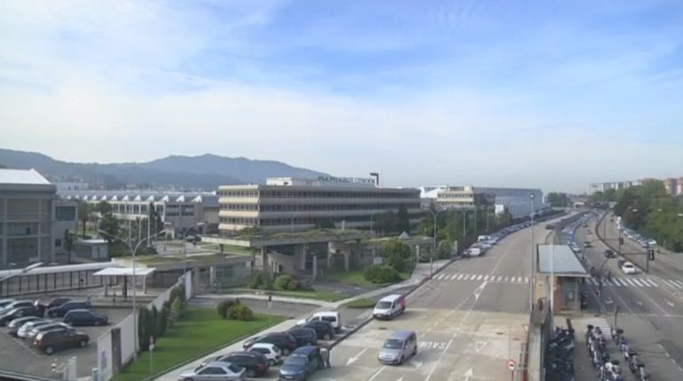 Vista exterior de la factoría de PSA Peugeot Citroën en el polígono industrial de Balaídos, en la ciudad de Vigo. Vista exterior de la factoría de PSA Peugeot Citroën en el polígono industrial de Balaídos, en la ciudad de Vigo.