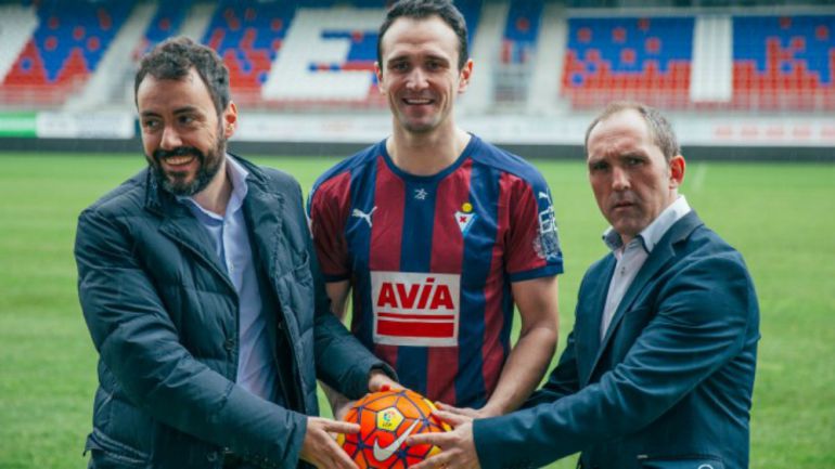 Kike García: "En el Eibar cumpliré mi sueño de jugar en Primera" Kike García: "En el Eibar cumpliré mi sueño de jugar en Primera"