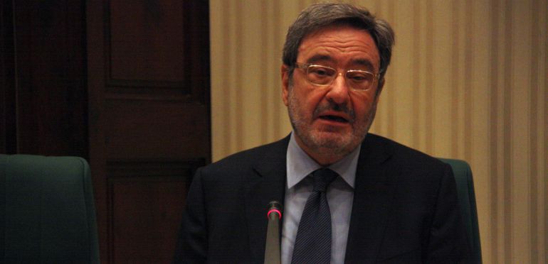 Narcís Serra compareció ante una comisión de investigación del Parlament de Catalunya en 2013 Narcís Serra compareció ante una comisión de investigación del Parlament de Catalunya en 2013