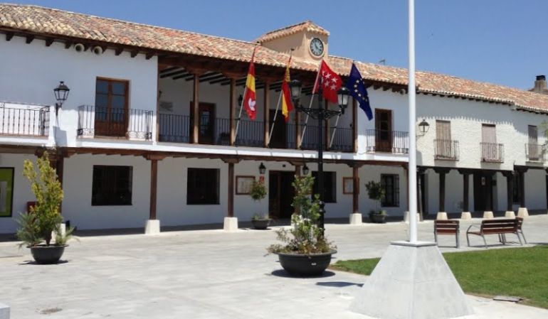 Ayuntamiento de Torrejón de Velasco Ayuntamiento de Torrejón de Velasco