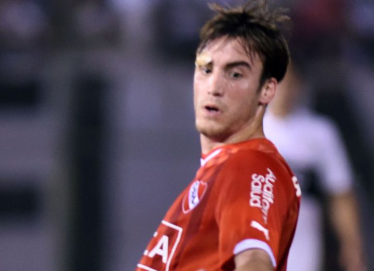 Nicolás Tagliafico, en una acción con Independiente Nicolás Tagliafico, en una acción con Independiente