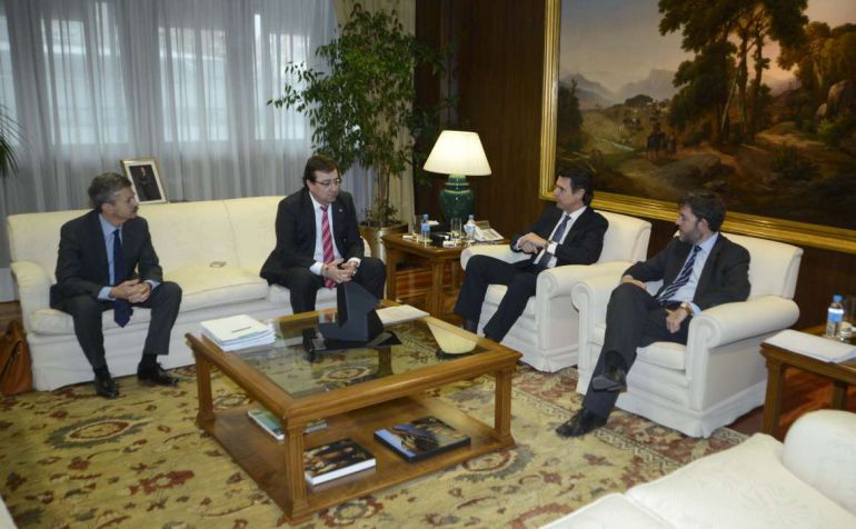 José Luis Navarro; Guillermo Fernández Vara; José Manuel Soria y Alberto Nadal José Luis Navarro; Guillermo Fernández Vara; José Manuel Soria y Alberto Nadal