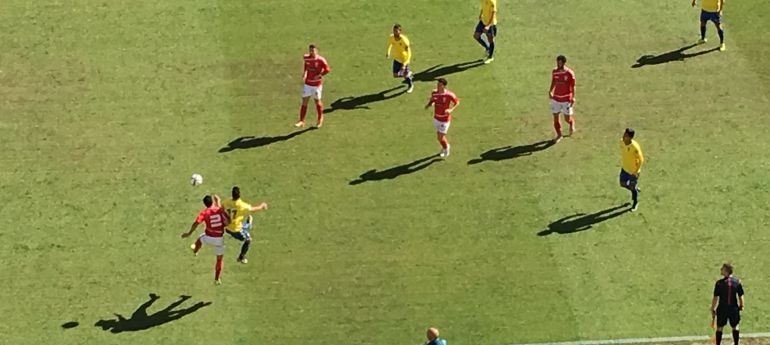 El Cádiz derriba el fortín murcianista (1-2) El Cádiz derriba el fortín murcianista (1-2)