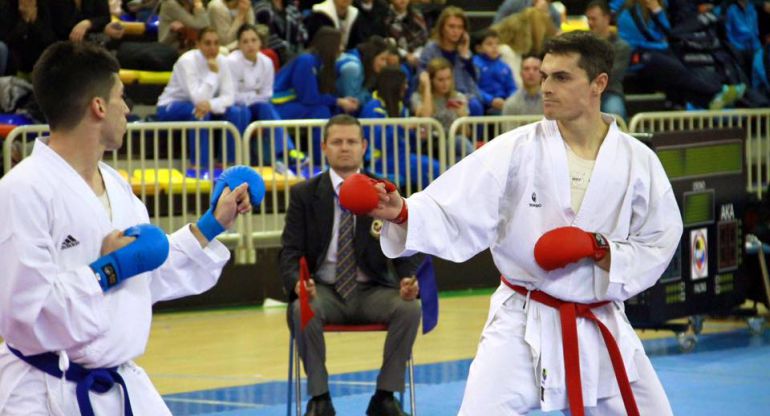 Lolo Rasero, de rojo, campeón absoluto por sexta vez Lolo Rasero, de rojo, campeón absoluto por sexta vez