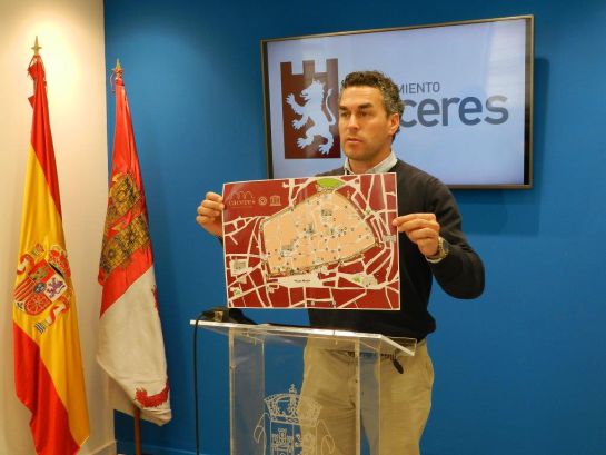 Nuevo mapa turístico cacereño con dibujos hechos a mano Nuevo mapa turístico cacereño con dibujos hechos a mano