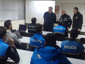 18 agentes ponferradinos asisten a la Instrucción de la Bricpol 18 agentes ponferradinos asisten a la Instrucción de la Bricpol