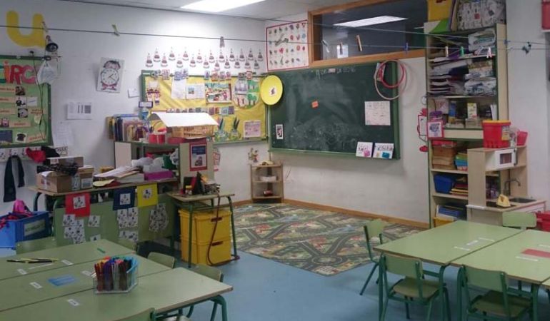 CCOO denuncia el exceso de ratio en las aulas de la Comunidad de Madrid y en especial en la zona sur. CCOO denuncia el exceso de ratio en las aulas de la Comunidad de Madrid y en especial en la zona sur.