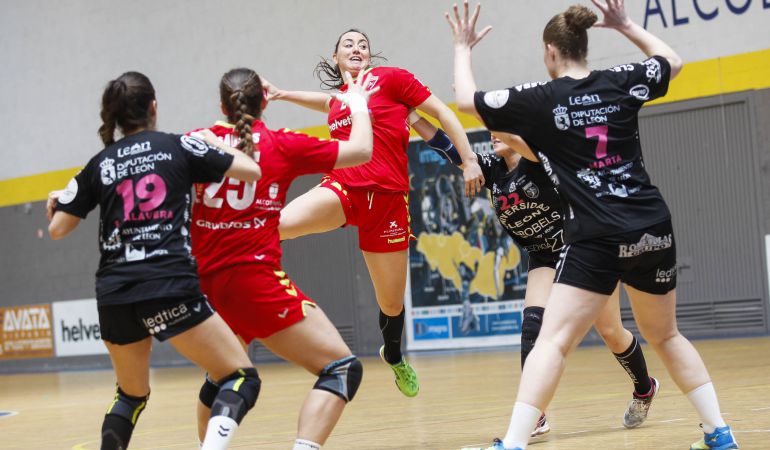 Imagen del partido entre el Helvetia Balonmano Alcobendas y el Cleba León Imagen del partido entre el Helvetia Balonmano Alcobendas y el Cleba León