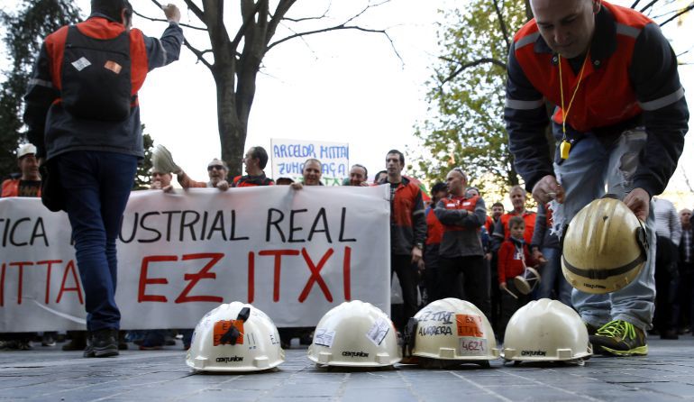 La Industria vasca convoca manifestación en Bilbao: ELA, LAB, CCOO y UGT se manifestarán unidos el 23 de abril por la industria La Industria vasca convoca manifestación en Bilbao: ELA, LAB, CCOO y UGT se manifestarán unidos el 23 de abril por la industria
