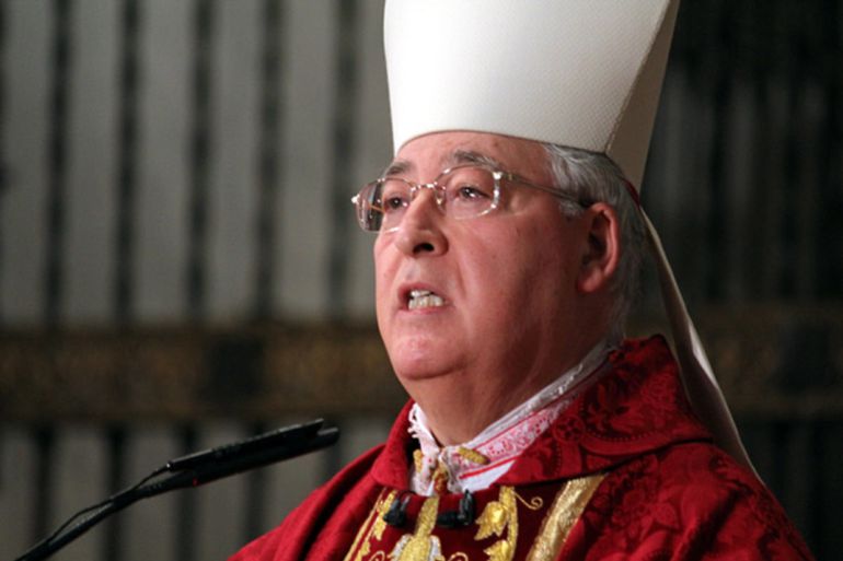 El obispo de Alcalá, durante una misa El obispo de Alcalá, durante una misa