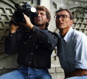 José Luis Márquez (cámara) y Arturo Pérez Reverte (periodista) José Luis Márquez (cámara) y Arturo Pérez Reverte (periodista)