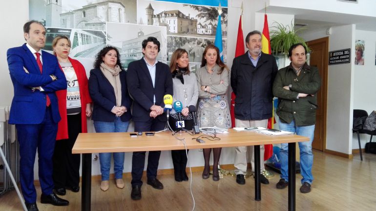 El Partido Popular pide la dimisión de Jesús Santos. El Partido Popular pide la dimisión de Jesús Santos.