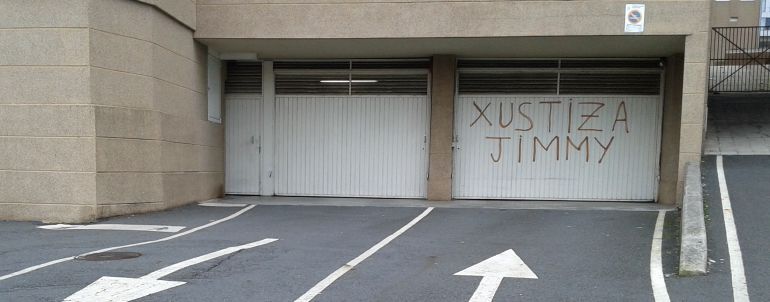 Pintada que reclama justicia para Jimmy Pintada que reclama justicia para Jimmy
