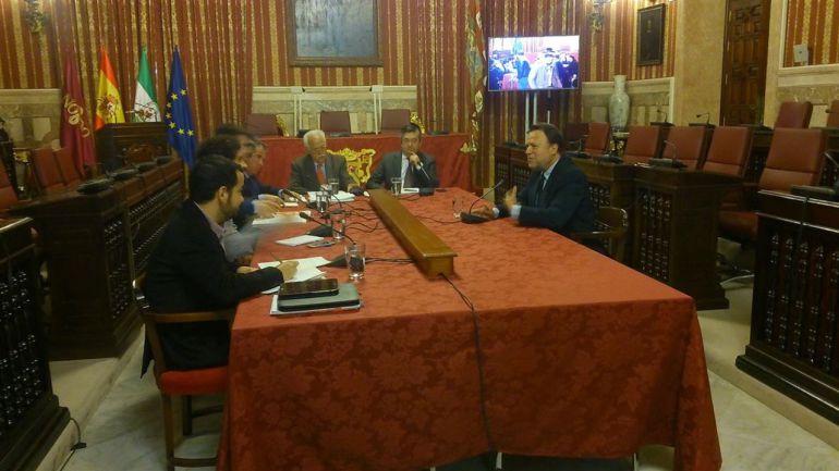 Monteseirín y Zoido niegan irregularides en el caso Fitonovo Monteseirín y Zoido niegan irregularides en el caso Fitonovo