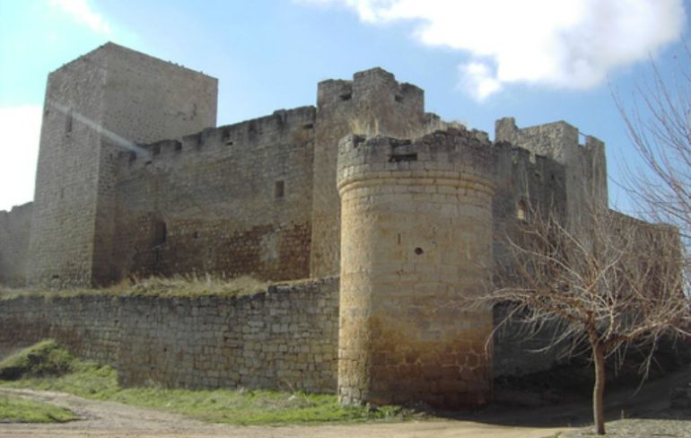Castillo de Trigueros del Valle Castillo de Trigueros del Valle