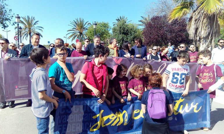 Una fiesta para que “el valenciano tenga la dignidad que merece” Una fiesta para que “el valenciano tenga la dignidad que merece”