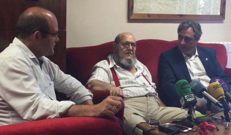 José Luis Lucas Aledón con el alcalde, en julio de 2015 José Luis Lucas Aledón con el alcalde, en julio de 2015
