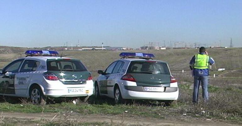 Dos vehículos de la Guardia Civil en la zona norte de Madrid Dos vehículos de la Guardia Civil en la zona norte de Madrid