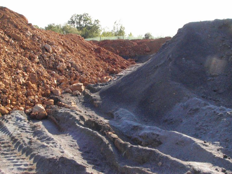 El TSJ obliga a RMD a retirar los residuos tóxicos enterrados en Villanueva del Carnero El TSJ obliga a RMD a retirar los residuos tóxicos enterrados en Villanueva del Carnero