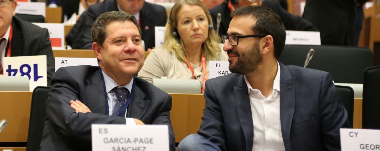 García Page en una reunión del Comité de las Regiones de la UE García Page en una reunión del Comité de las Regiones de la UE