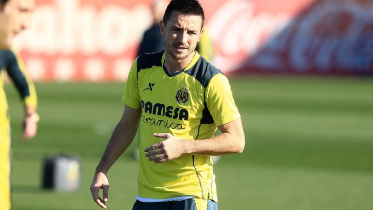 El lateral serbio ha convencido a Marcelino García durante la temporada El lateral serbio ha convencido a Marcelino García durante la temporada
