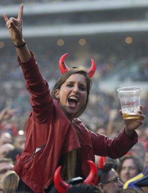 Angus Young se confirma en Sevilla como líder indiscutible de AC/DC Angus Young se confirma en Sevilla como líder indiscutible de AC/DC