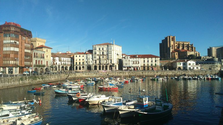 Dársena de Castro Urdiales. Dársena de Castro Urdiales.
