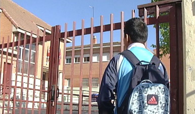 La Comunidad no paga a los institutos desde diciembre La Comunidad no paga a los institutos desde diciembre