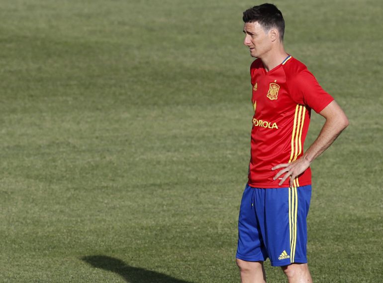 Aduriz y San José pasan el corte Aduriz y San José pasan el corte