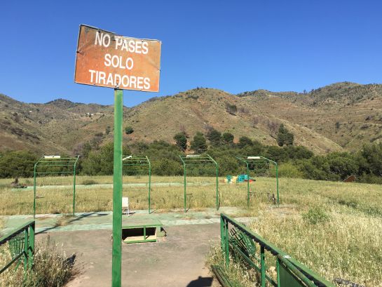 Málaga incendio: El antiguo campo de tiro acumula cientos de neumáticos en pleno parque natural Málaga incendio: El antiguo campo de tiro acumula cientos de neumáticos en pleno parque natural