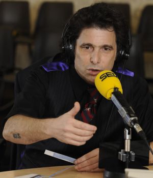 El concierto más íntimo de Andrés Calamaro El concierto más íntimo de Andrés Calamaro