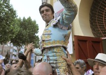 San Isidro, Asprona y congreso de cirugía taurina en Úbeda