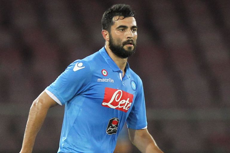 De Laurentiis: "Raúl Albiol no irá al Valencia por menos de 15 millones" De Laurentiis: "Raúl Albiol no irá al Valencia por menos de 15 millones"