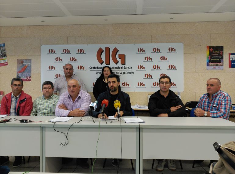 El sindicato y los trabajadores celebran la sentencia que declara los despidos nulos El sindicato y los trabajadores celebran la sentencia que declara los despidos nulos