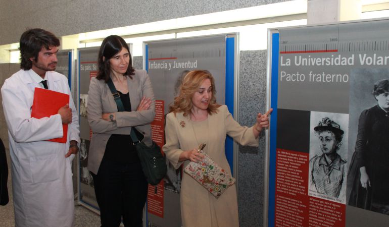 Inauguración de la exposición dedicada a Marie Curie en el Hospital fuenlabreño. Inauguración de la exposición dedicada a Marie Curie en el Hospital fuenlabreño.