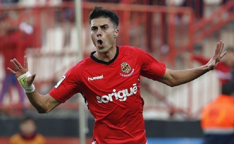 Naranjo celebra un gol con el Nàstic Naranjo celebra un gol con el Nàstic