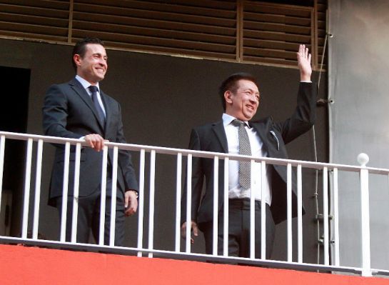 Amadeo Salvo y Peter Lim, en Mestalla Amadeo Salvo y Peter Lim, en Mestalla