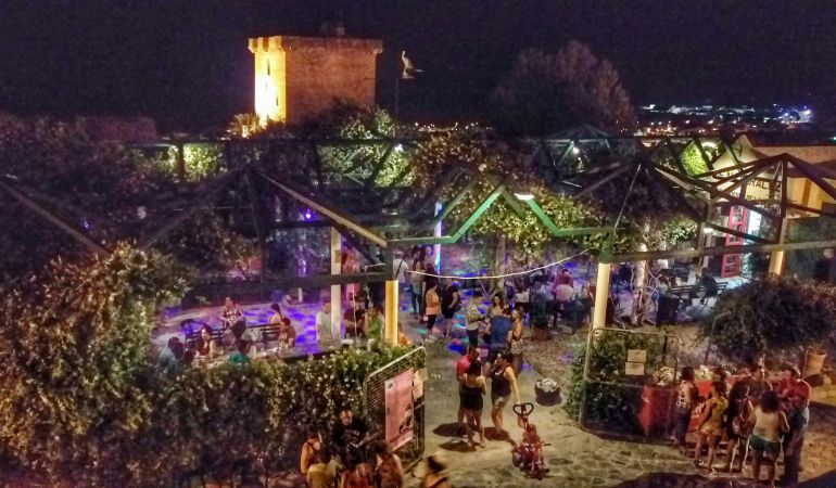 Vista de la 'Noche de San Juan' de la Asociación Ecologista 'Guardabosques' de Jódar Vista de la 'Noche de San Juan' de la Asociación Ecologista 'Guardabosques' de Jódar