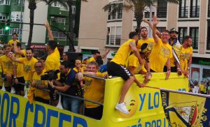 Cádiz festeja el ascenso en la calle Cádiz festeja el ascenso en la calle